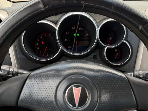 Used 2005 Pontiac Vibe w/ Power Group Value Package FWD image 22