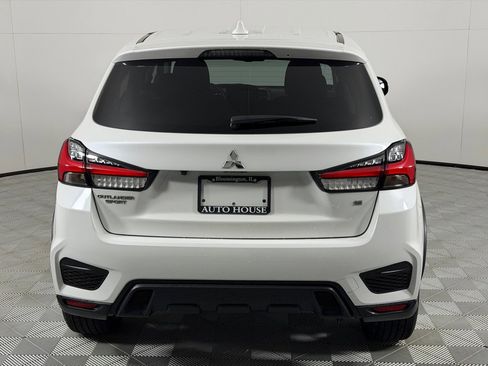 Used 2021 Mitsubishi Outlander Sport SE image 6