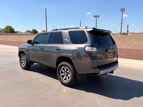 Used 2021 Toyota 4Runner TRD Off-Road Premium w/ Moonroof Package AWD/4WD image 8
