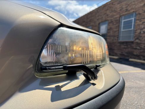 Used 2001 Volvo V70 2.4T image 26