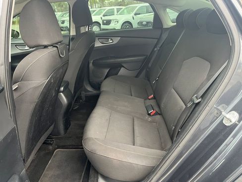 Used 2019 Kia Forte FE image 12