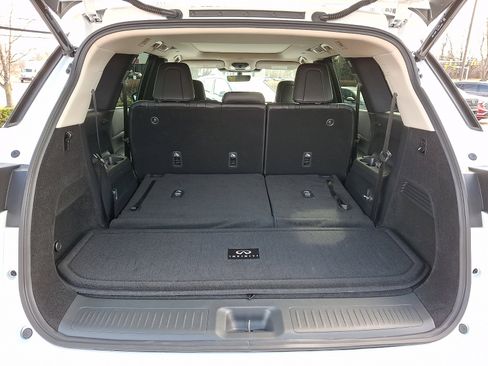 Certified 2026 INFINITI QX60 Luxe w/ Cargo Package image 31