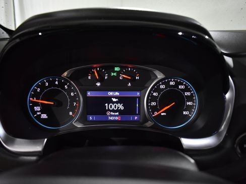 Used 2022 Chevrolet Traverse LT image 20