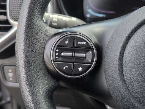 Used 2024 Kia Soul LX w/ Option Group 015 FWD image 22