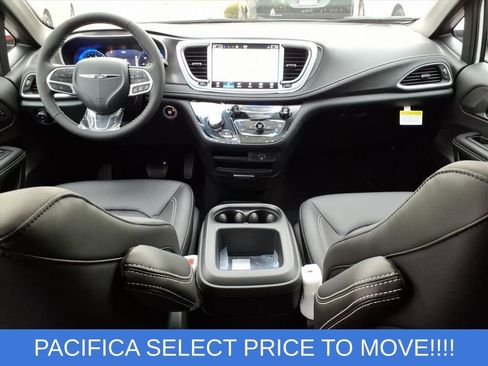 New 2026 Chrysler Pacifica Select image 11