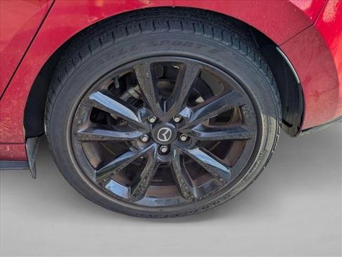 Used 2021 MAZDA MAZDA3 s FWD image 9