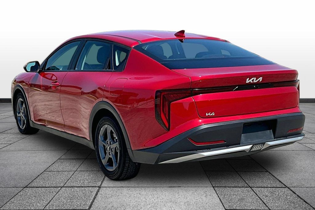 Used 2025 Kia K4 FWD image 10