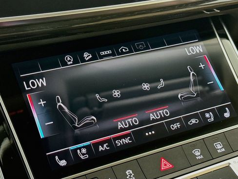 Used 2023 Audi Q7 3.0T Premium Plus w/ Premium Plus Package AWD/4WD image 21