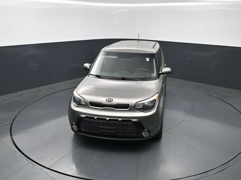 Used 2016 Kia Soul + w/ Audio Package FWD image 18