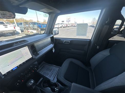 New 2025 Ford Bronco Big Bend image 11