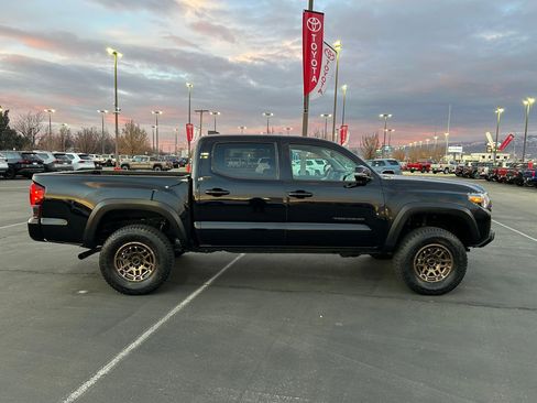 Certified 2023 Toyota Tacoma w/ Trail Edition image 6