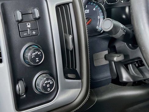Certified 2018 GMC Sierra 1500 SLT w/ SLT Premium Package AWD/4WD image 9