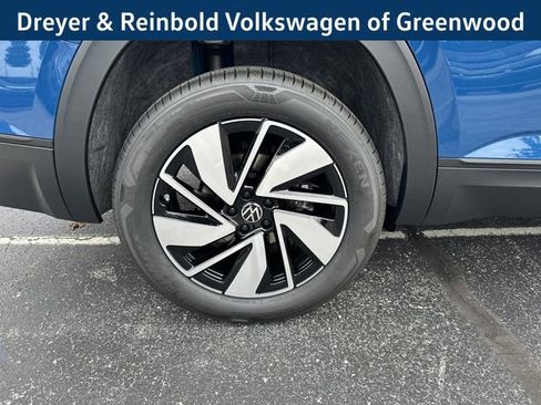 New 2026 Volkswagen Atlas SE image 3