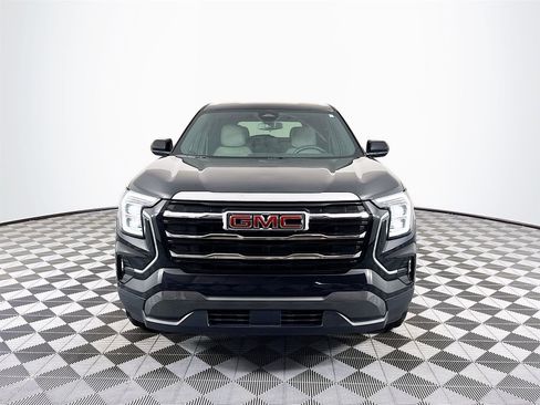 New 2025 GMC Terrain Elevation image 2