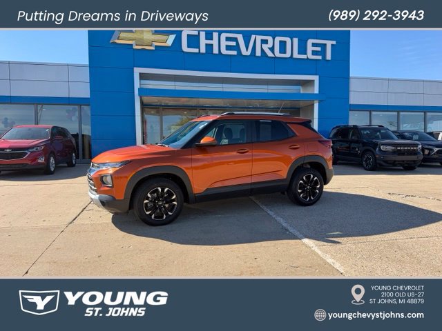 Certified 2022 Chevrolet TrailBlazer LT w/ Driver Confidence Package AWD/4WD image 2