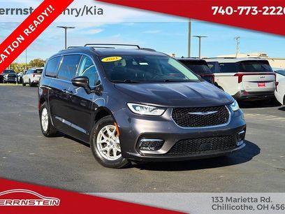 Used 2021 Chrysler Pacifica Touring-L
