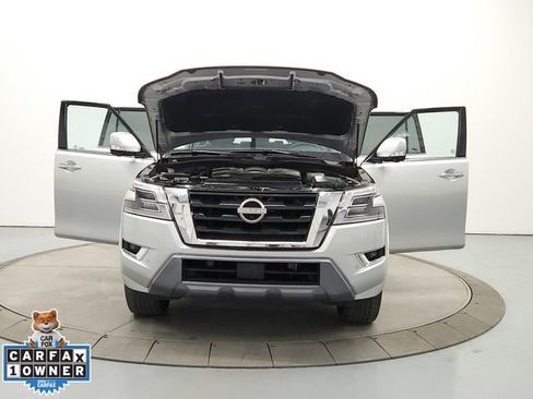 Used 2024 Nissan Armada SL AWD/4WD image 10