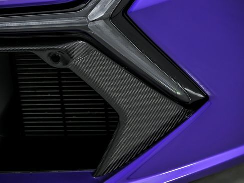 Used 2024 Lamborghini Revuelto image 6