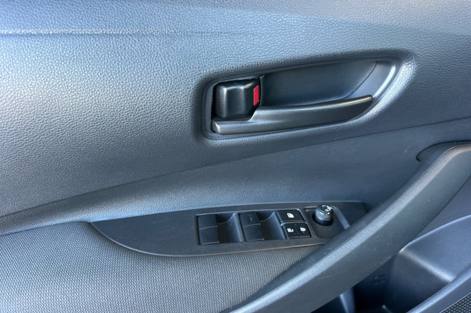 Certified 2024 Toyota Corolla LE FWD image 10