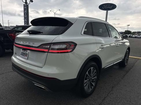 Used 2023 Lincoln Nautilus AWD w/ Premium Package image 5