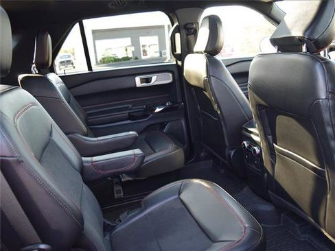 Used 2023 Ford Explorer ST-Line w/ Class IV Trailer Tow Package image 35