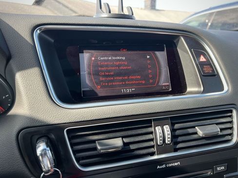 Used 2017 Audi Q5 2.0T Premium image 43