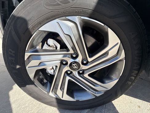 Used 2023 Hyundai Santa Fe SE image 29