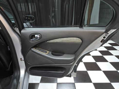 Used 2005 Jaguar S-TYPE R image 61