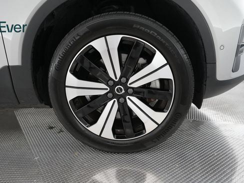Used 2023 Volvo XC40 Recharge Plus AWD/4WD image 19