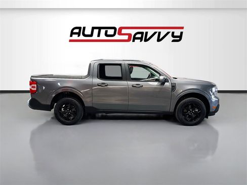 Used 2022 Ford Maverick Lariat w/ Lariat Luxury Package image 8