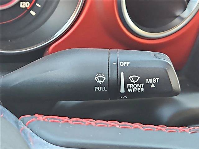 Used 2021 Jeep Gladiator Rubicon AWD/4WD image 12