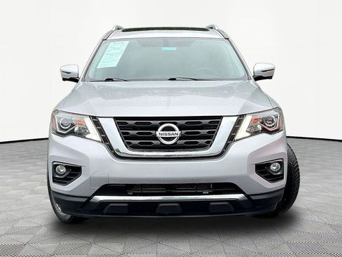 Used 2020 Nissan Pathfinder Platinum AWD/4WD image 2