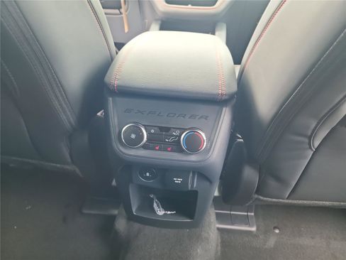 New 2025 Ford Explorer ST-Line w/ Premium Package image 24