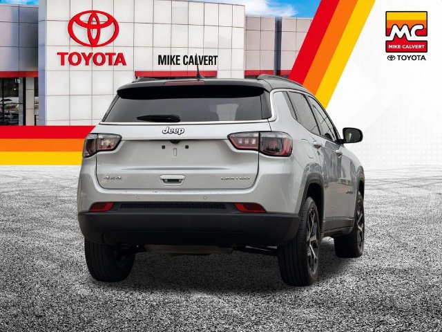 Used 2025 Jeep Compass Limited AWD/4WD image 6