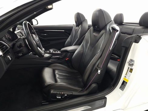 Used 2020 BMW M4 Convertible w/ Competition Package image 13
