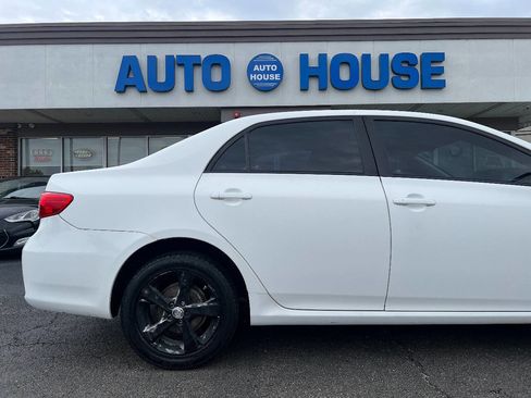 Used 2011 Toyota Corolla LE FWD image 36