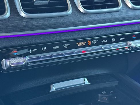 Used 2022 Mercedes-Benz GLE 350 4MATIC image 20