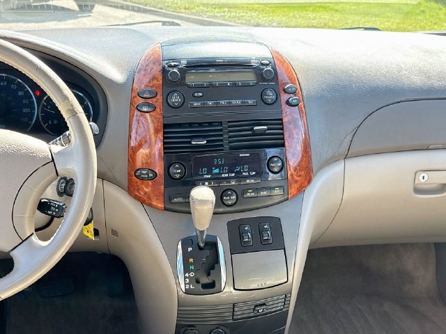 Used 2008 Toyota Sienna XLE w/ Towing Prep Pkg FWD image 19