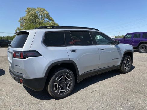 New 2026 Jeep Cherokee Limited AWD/4WD image 3