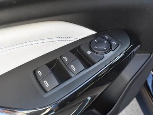 New 2026 Chevrolet Trax LT image 13