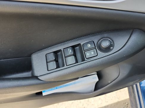 Used 2019 MAZDA CX-3 Sport w/ Sport I-ACTIVSENSE Package image 18