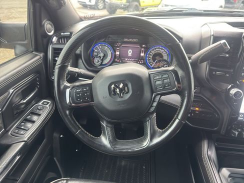 Used 2022 RAM 2500 Limited image 13