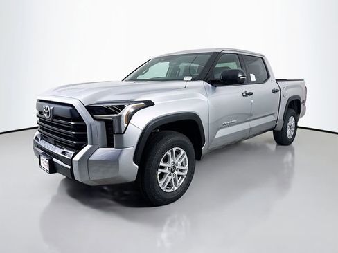 New 2026 Toyota Tundra SR5 image 3