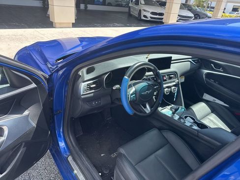 Used 2022 Genesis G70 2.0T RWD image 20
