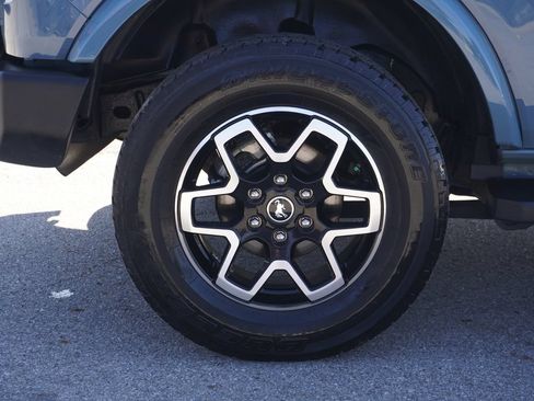 Used 2023 Ford Bronco Outer Banks AWD/4WD image 12