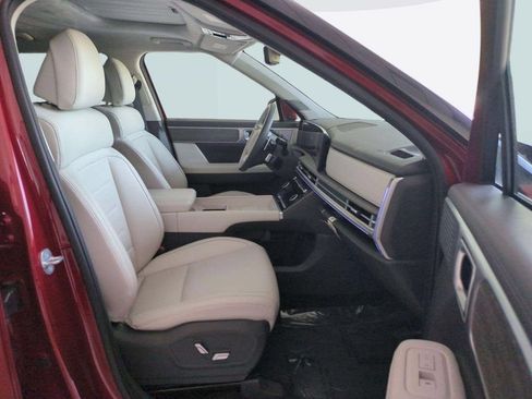 Certified 2025 Hyundai Santa Fe Calligraphy w/ Tow & Go Package AWD/4WD image 28
