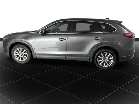 Used 2017 MAZDA CX-9 Touring FWD image 2