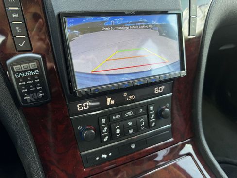 Used 2008 Cadillac Escalade EXT AWD/4WD image 16