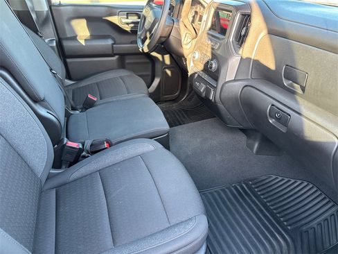 Used 2024 Chevrolet Silverado 1500 Custom w/ LPO, Dark Essentials Package image 5