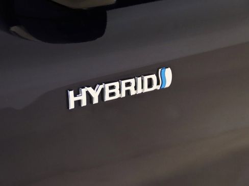 Used 2021 Toyota Highlander Platinum image 12